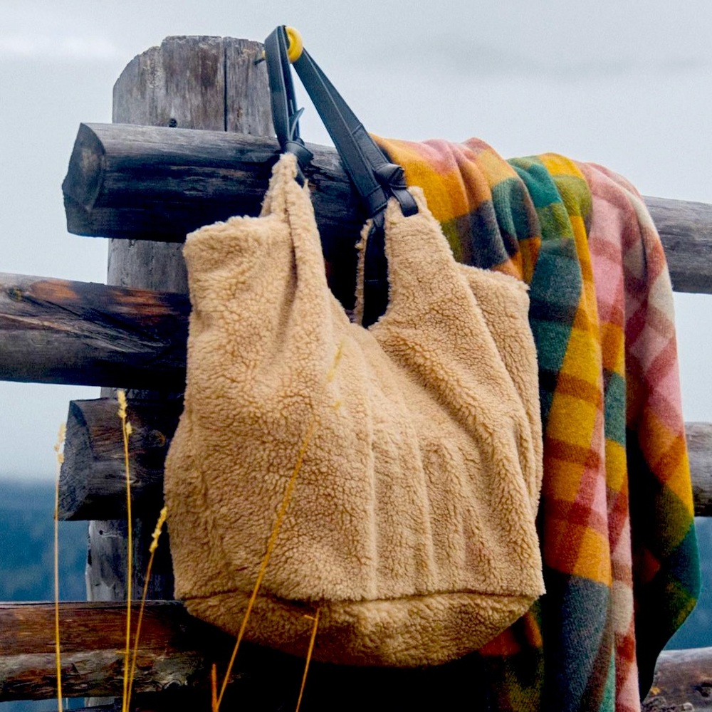 NWT Anthropologie Sherpa Tote Bag. Sold out everywhere.